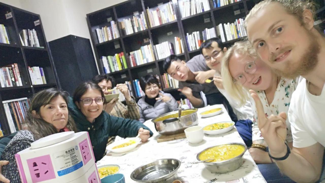 Youth Space Guangzhou Buitenkant foto