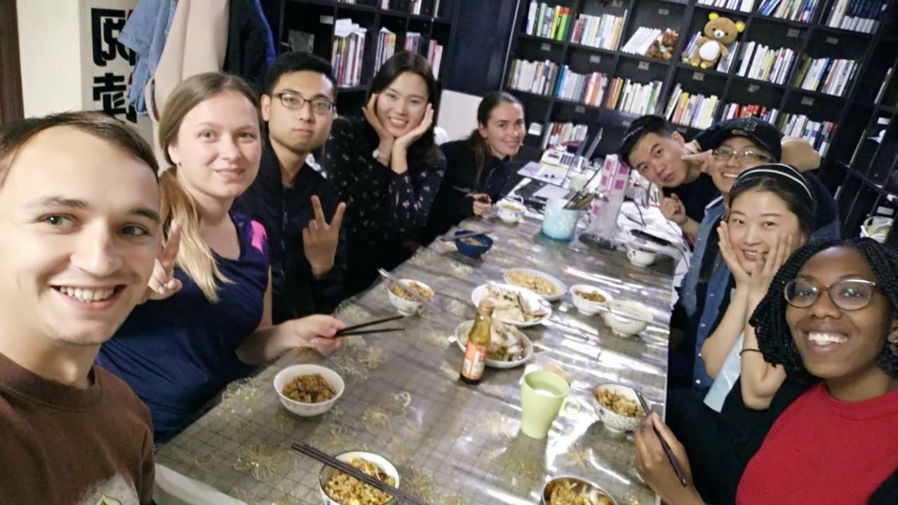 Youth Space Guangzhou Buitenkant foto