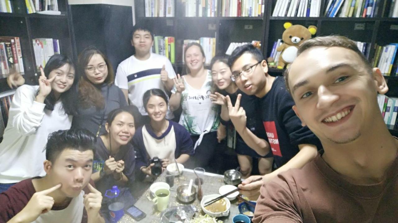 Youth Space Guangzhou Buitenkant foto